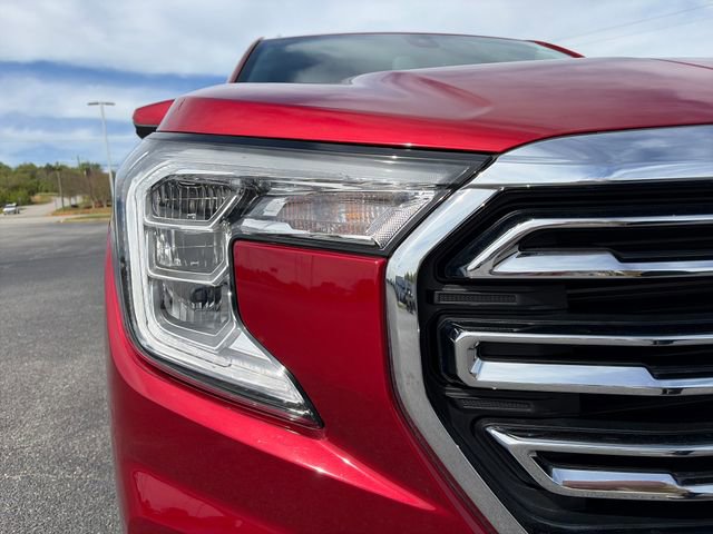 Used 2023 GMC Terrain SLT image 12