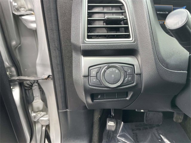 Used 2018 Ford Explorer XLT w/ Equipment Group 201A image 14