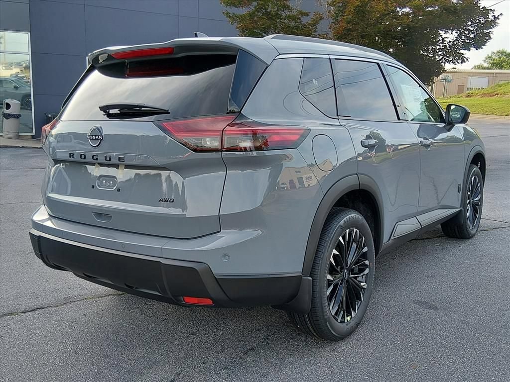 New 2026 Nissan Rogue Dark Armor AWD/4WD image 3