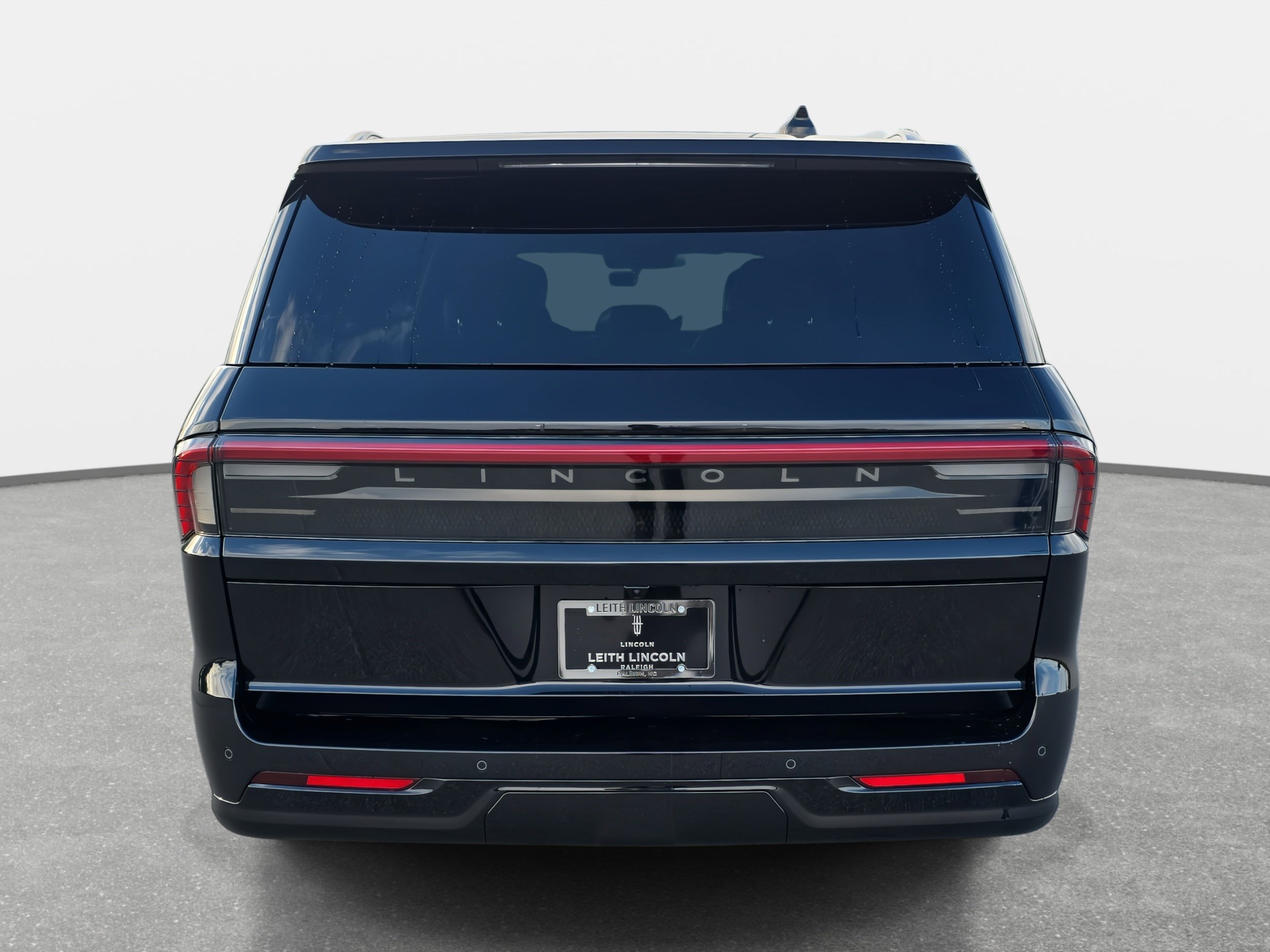 New 2025 Lincoln Navigator L Black Label image 6