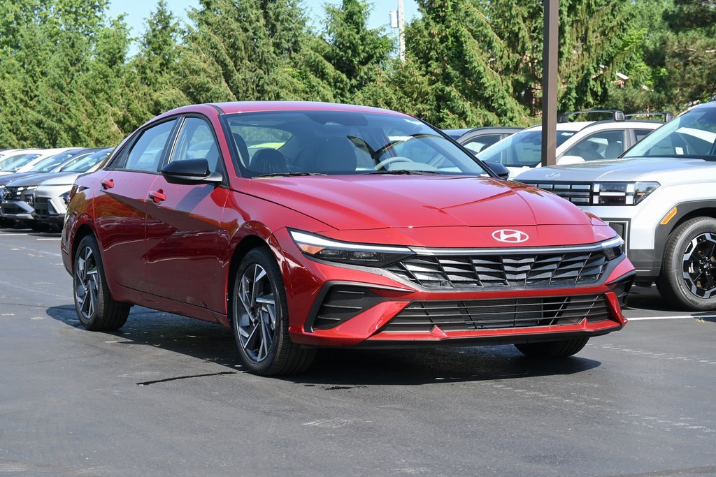 New 2025 Hyundai Elantra Sport