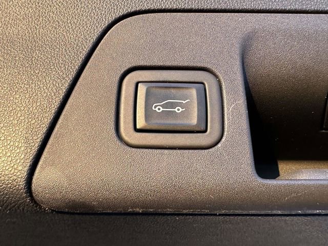 Used 2023 Buick Envision Essence w/ Sport Touring Package image 22