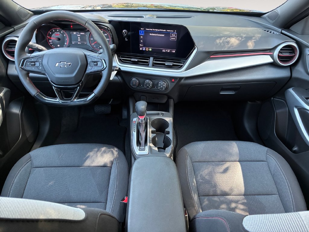 New 2026 Chevrolet Trax RS w/ Sunroof Package FWD image 10