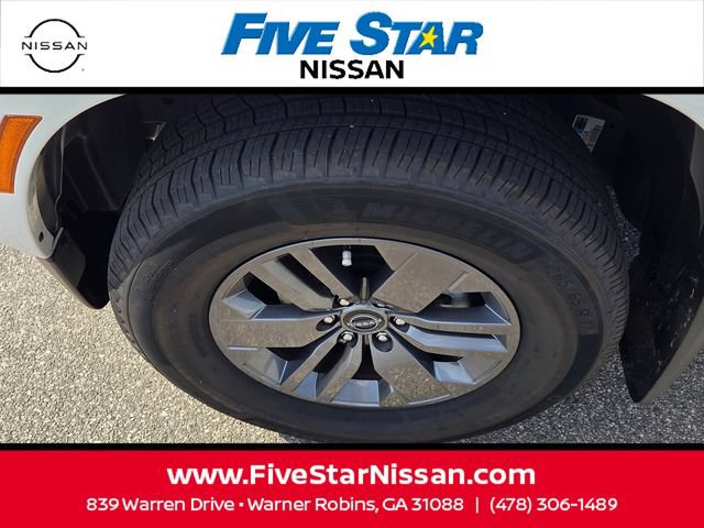 Used 2025 Nissan Frontier SV RWD image 15