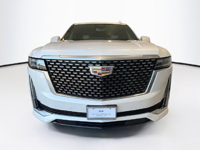 Used 2024 Cadillac Escalade Premium Luxury AWD/4WD image 2