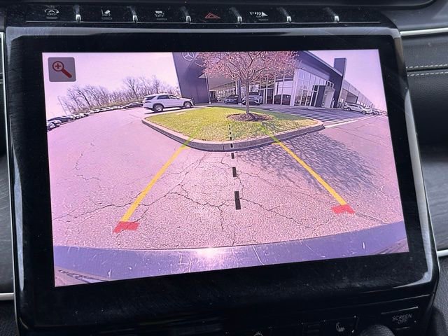 Used 2023 Jeep Grand Cherokee L Limited w/ Black Appearance Package image 13