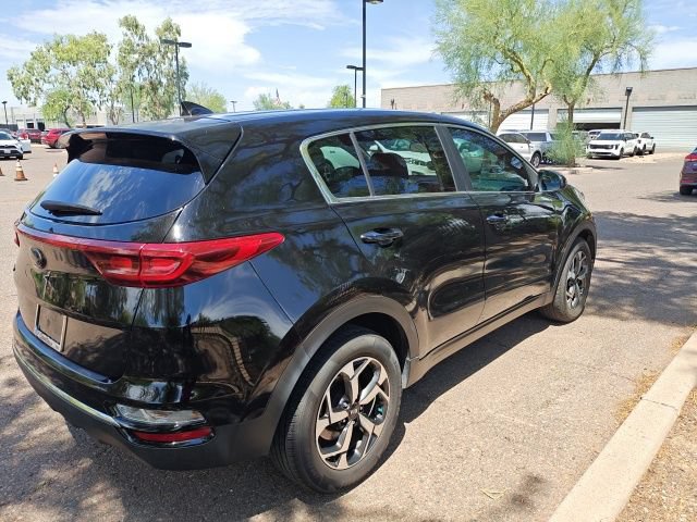 Certified 2022 Kia Sportage LX FWD image 11