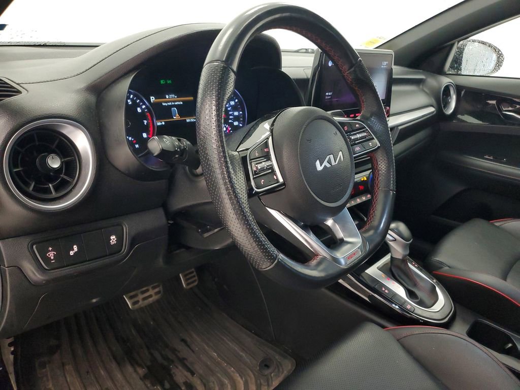 Used 2022 Kia Forte GT w/ GT2 Package image 8
