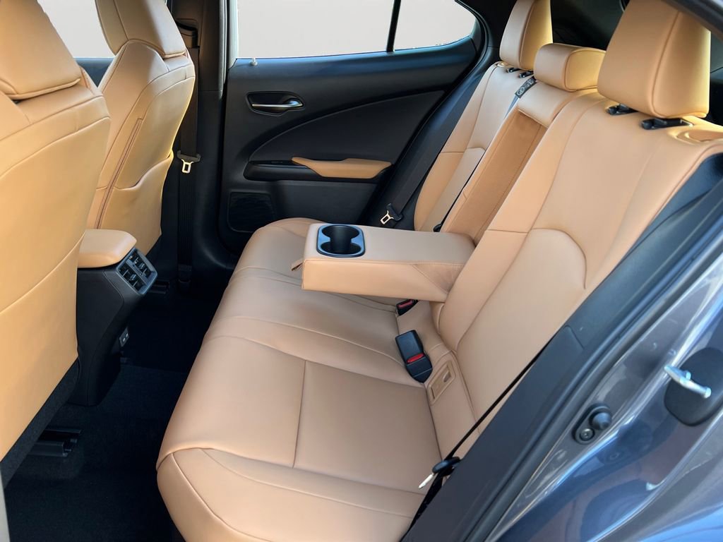 New 2025 Lexus UX 300h AWD image 8