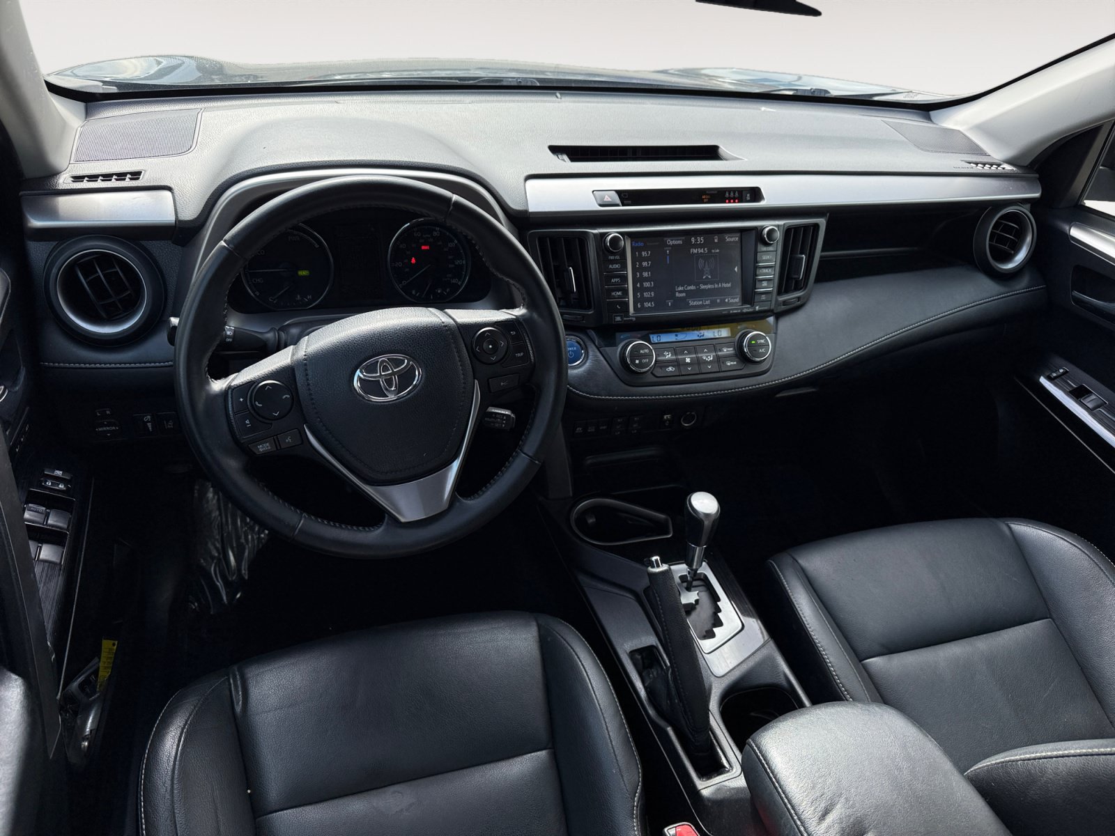 Used 2017 Toyota RAV4 Limited w/ Advanced Technology Package AWD/4WD image 15