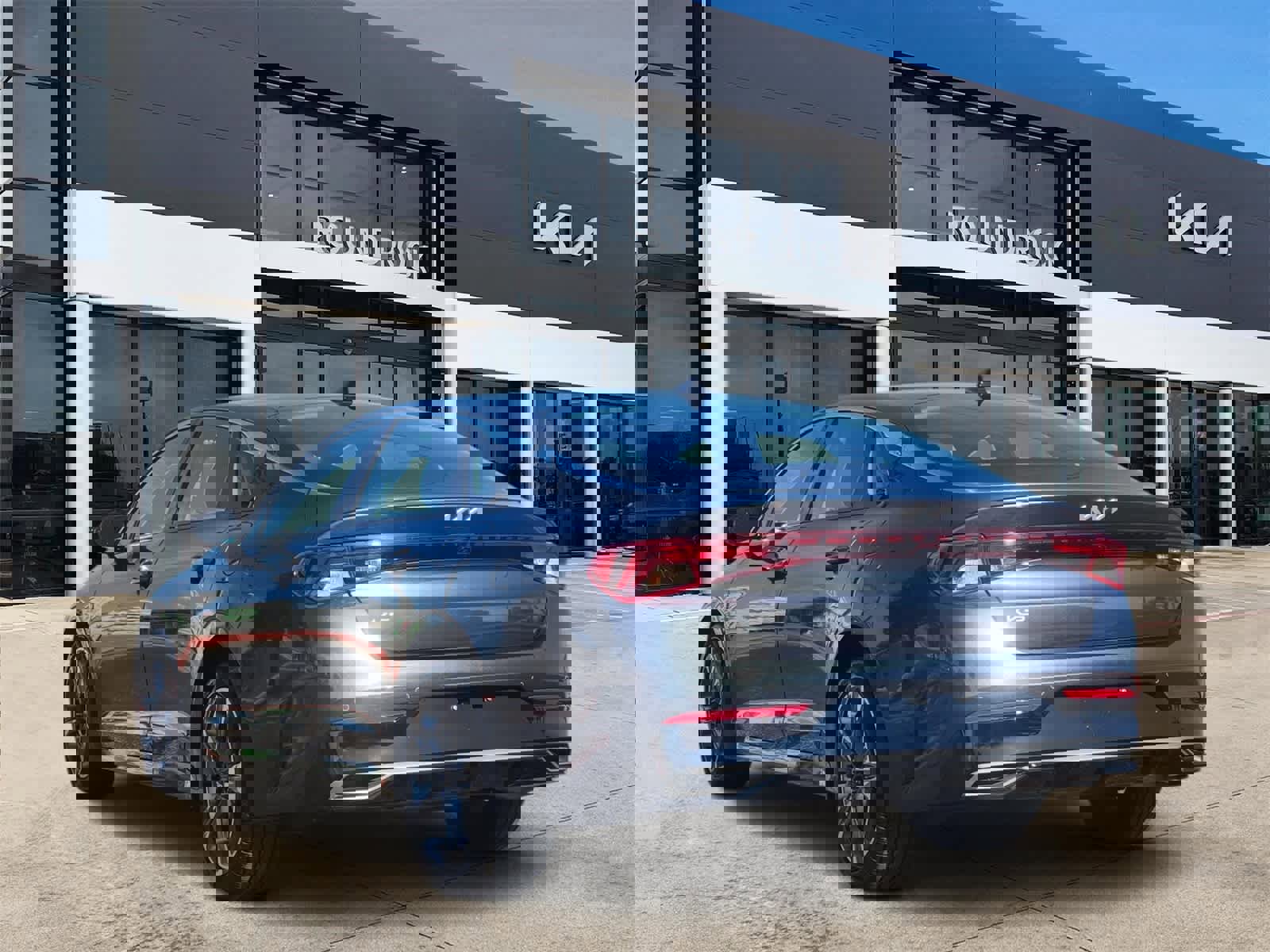 Used 2023 Kia K5 EX image 6