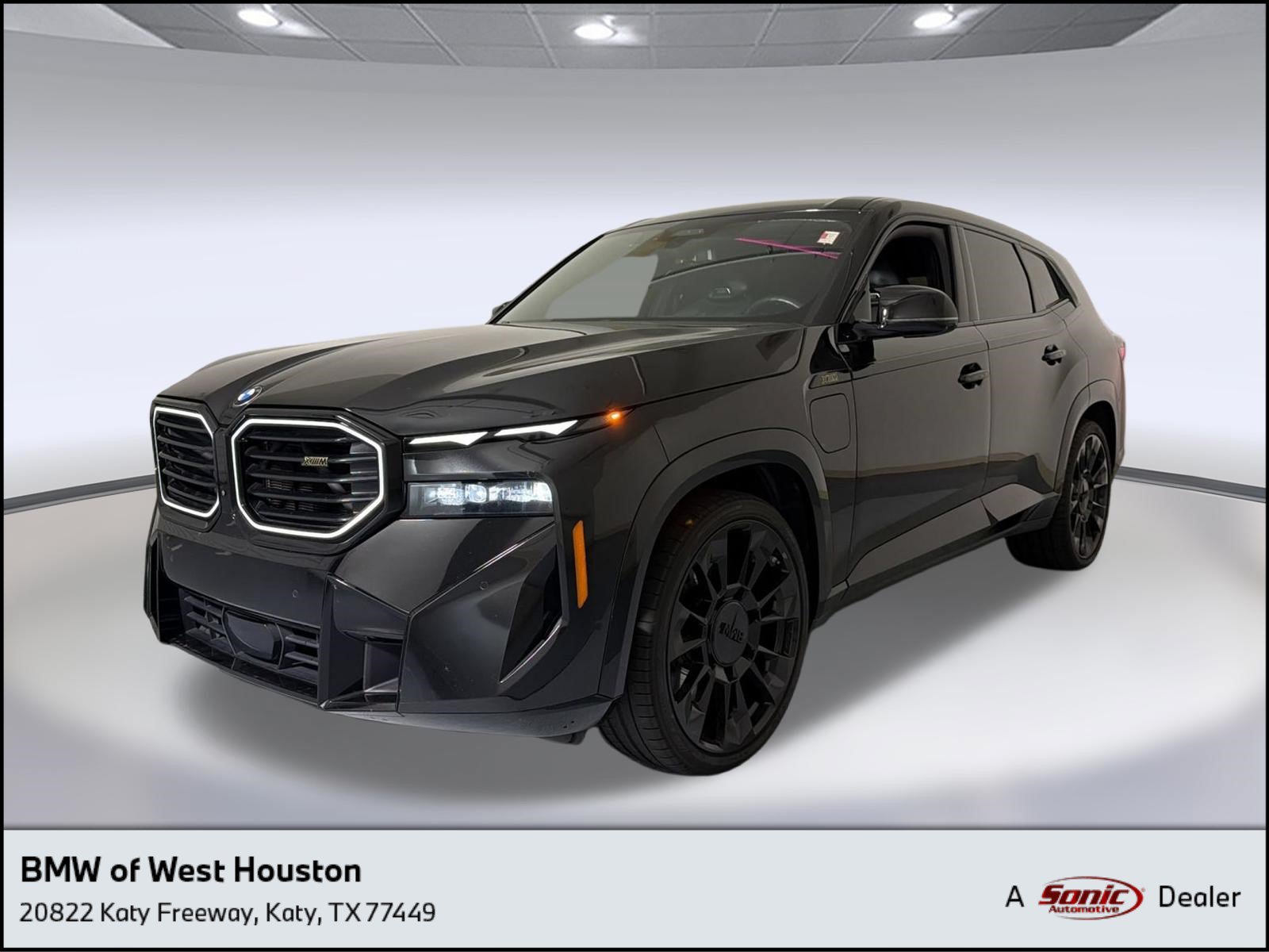 Used 2023 BMW XM AWD/4WD image 1