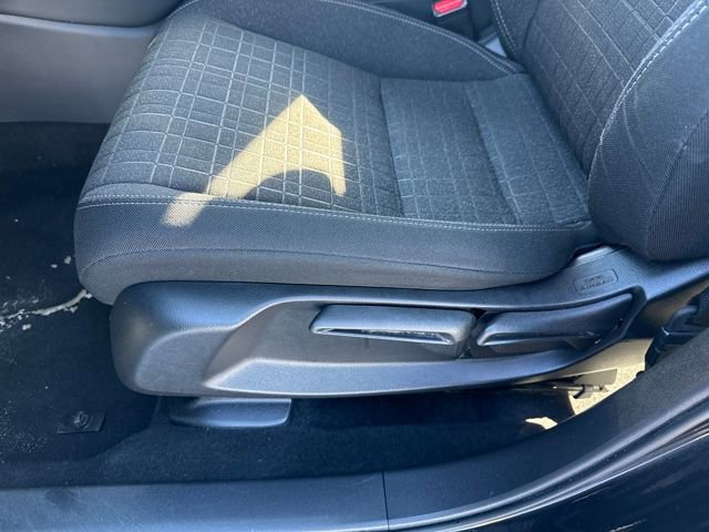 Certified 2023 Honda HR-V LX image 9