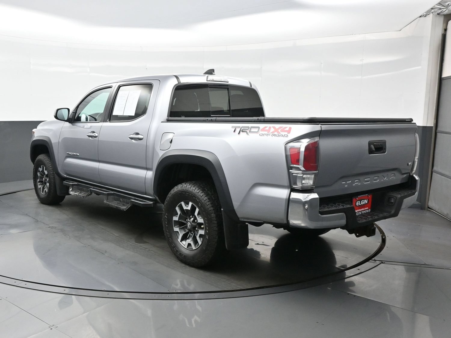 Used 2020 Toyota Tacoma TRD Off-Road AWD/4WD image 4