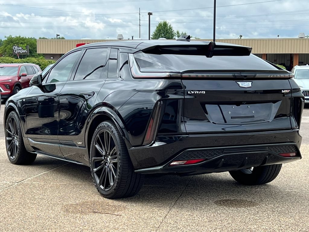 Certified 2026 Cadillac Lyriq V AWD/4WD image 10