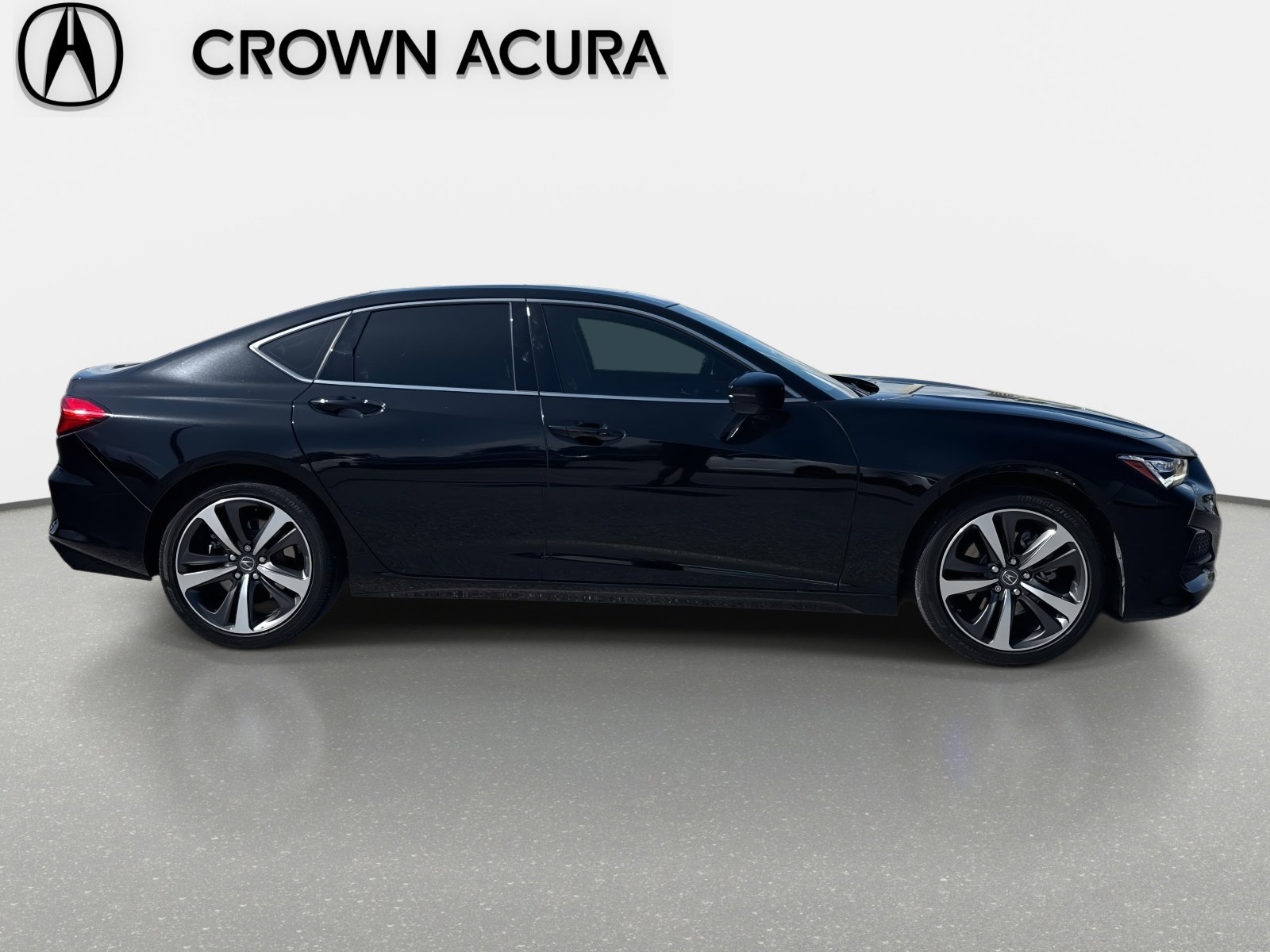 Certified 2025 Acura TLX w/ Technology Package image 6