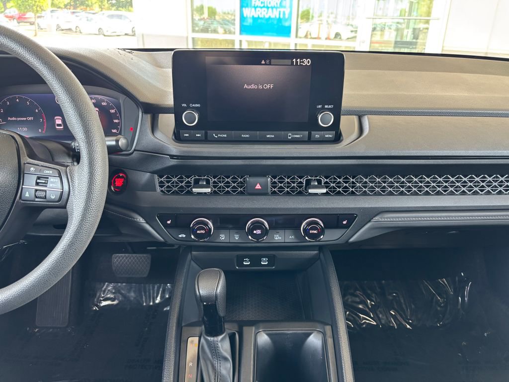 Used 2023 Honda Accord EX image 13