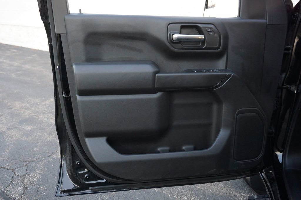 New 2025 Chevrolet Silverado 1500 Custom image 21