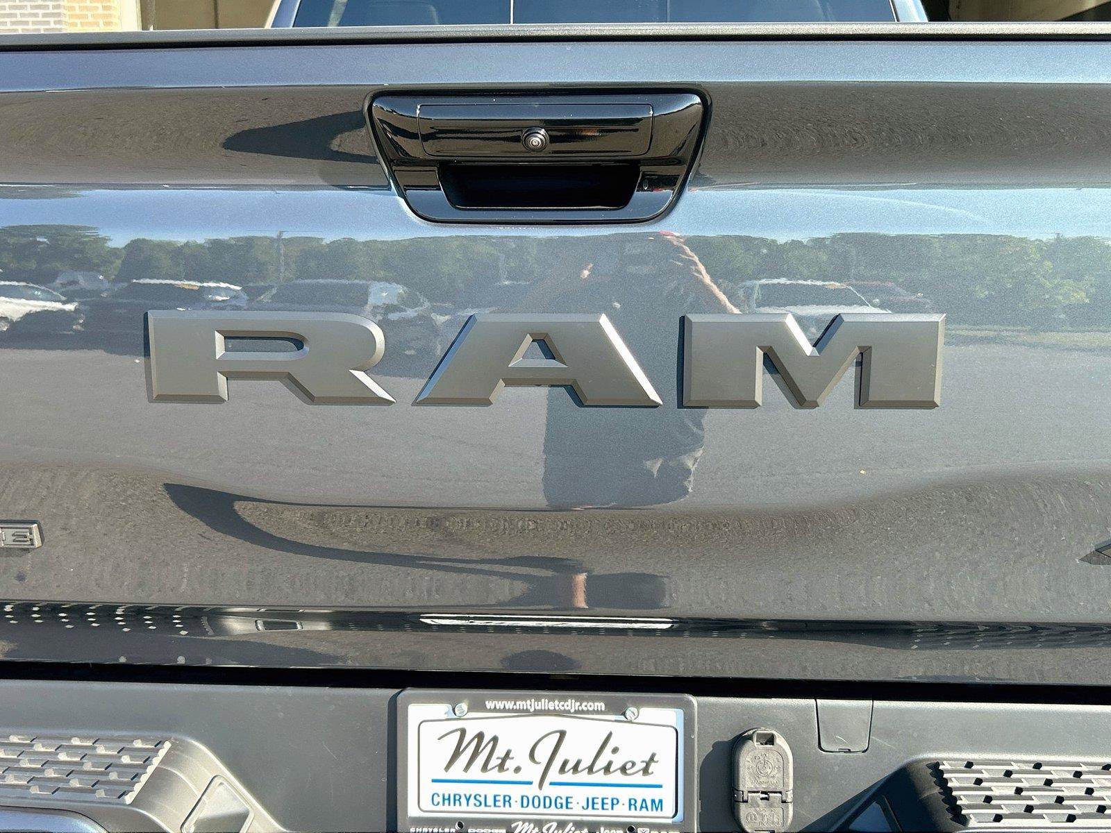 New 2026 RAM 1500 Laramie w/ Night Edition AWD/4WD image 12