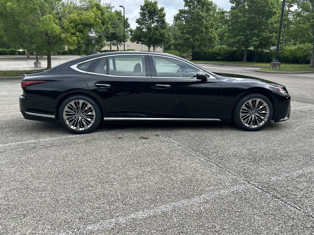 Used 2023 Lexus LS 500 AWD w/ Interior Upgrade Package image 8