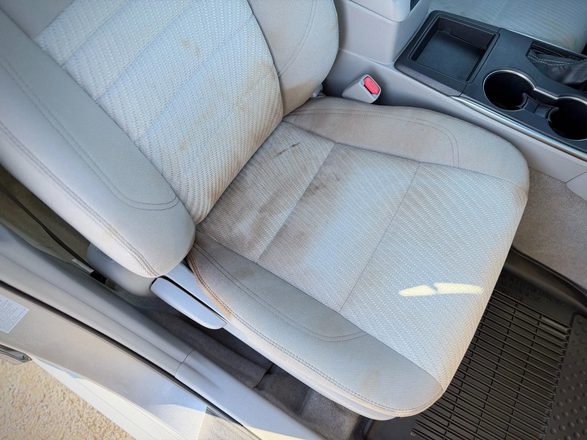 Used 2017 Toyota Camry LE image 24