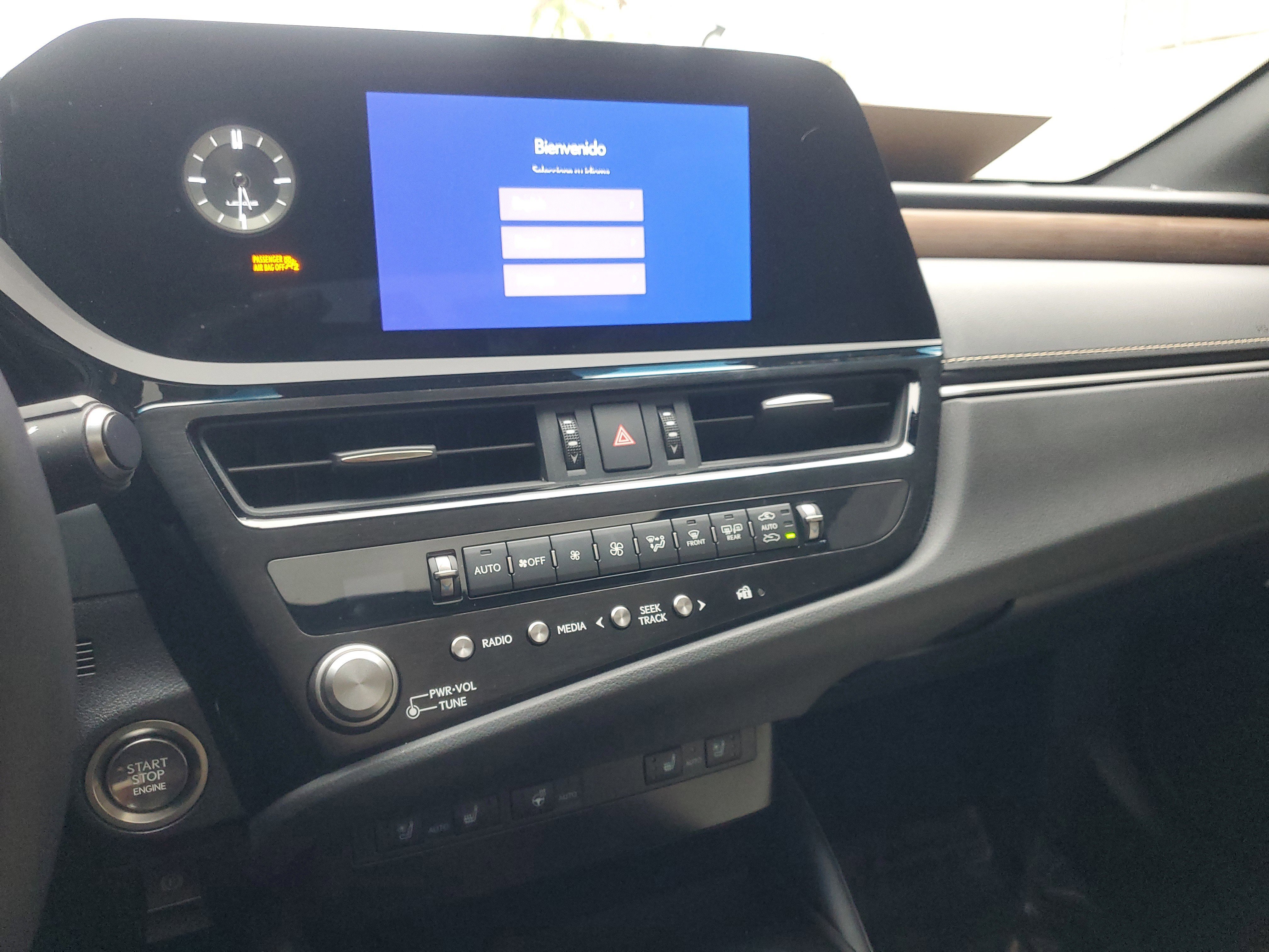 Used 2024 Lexus ES 350 w/ Premium Package image 25