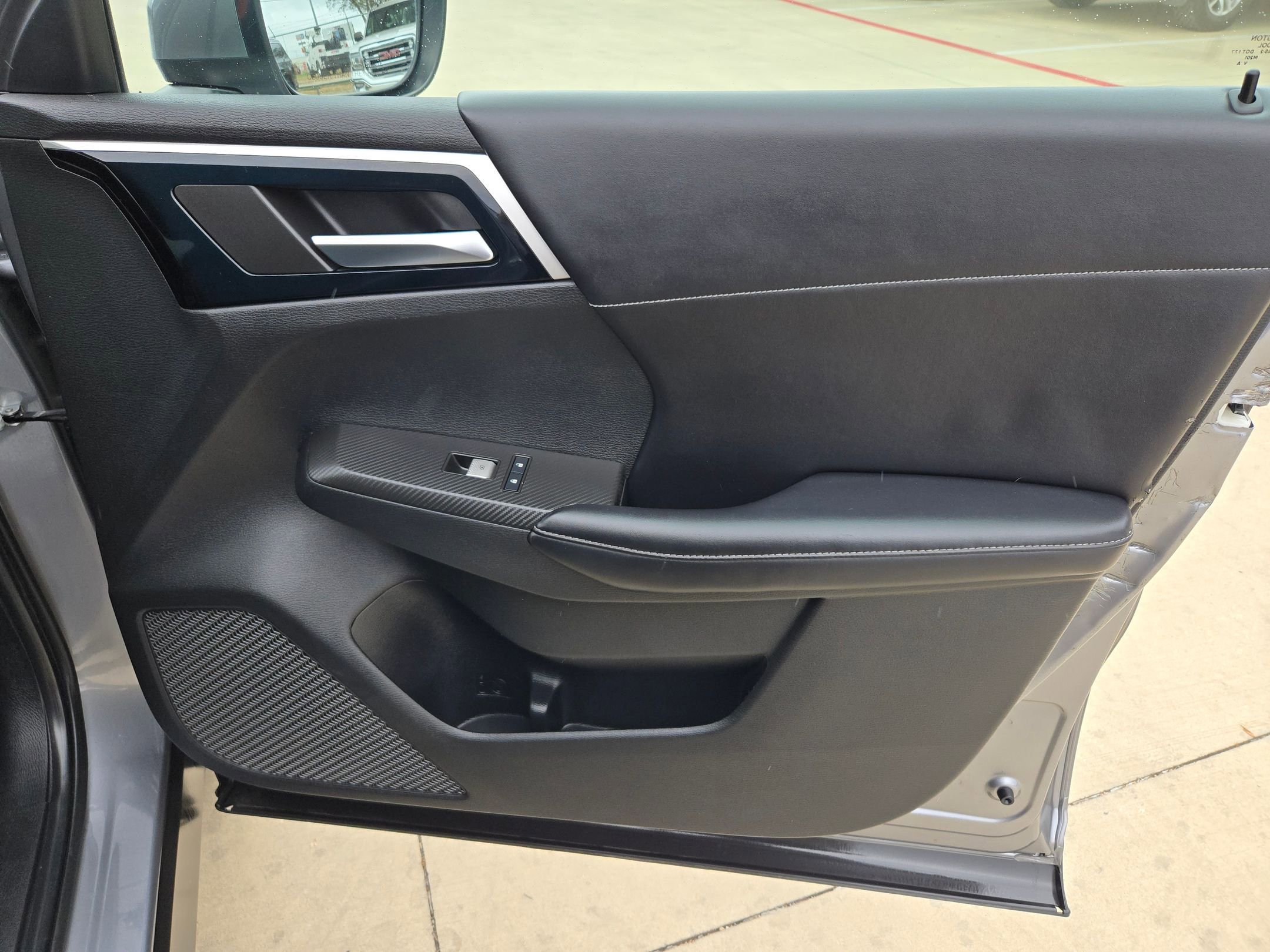 Used 2022 Mitsubishi Outlander SE image 31