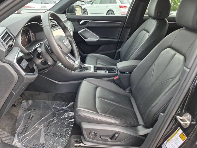 Certified 2024 Audi Q3 2.0T Premium Plus w/ Premium Plus Package AWD/4WD image 9