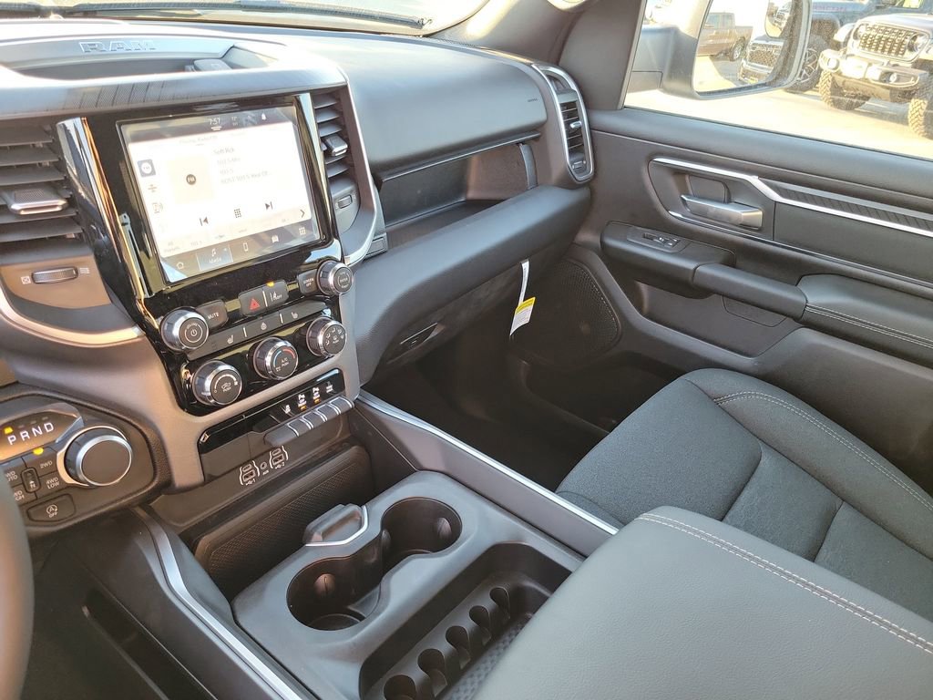 New 2026 RAM 1500 Big Horn AWD/4WD image 12