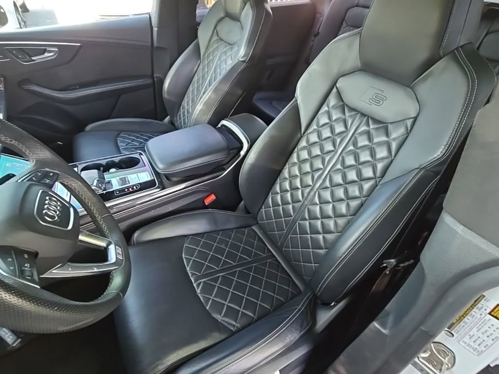 Used 2021 Audi SQ8 Prestige AWD/4WD image 13