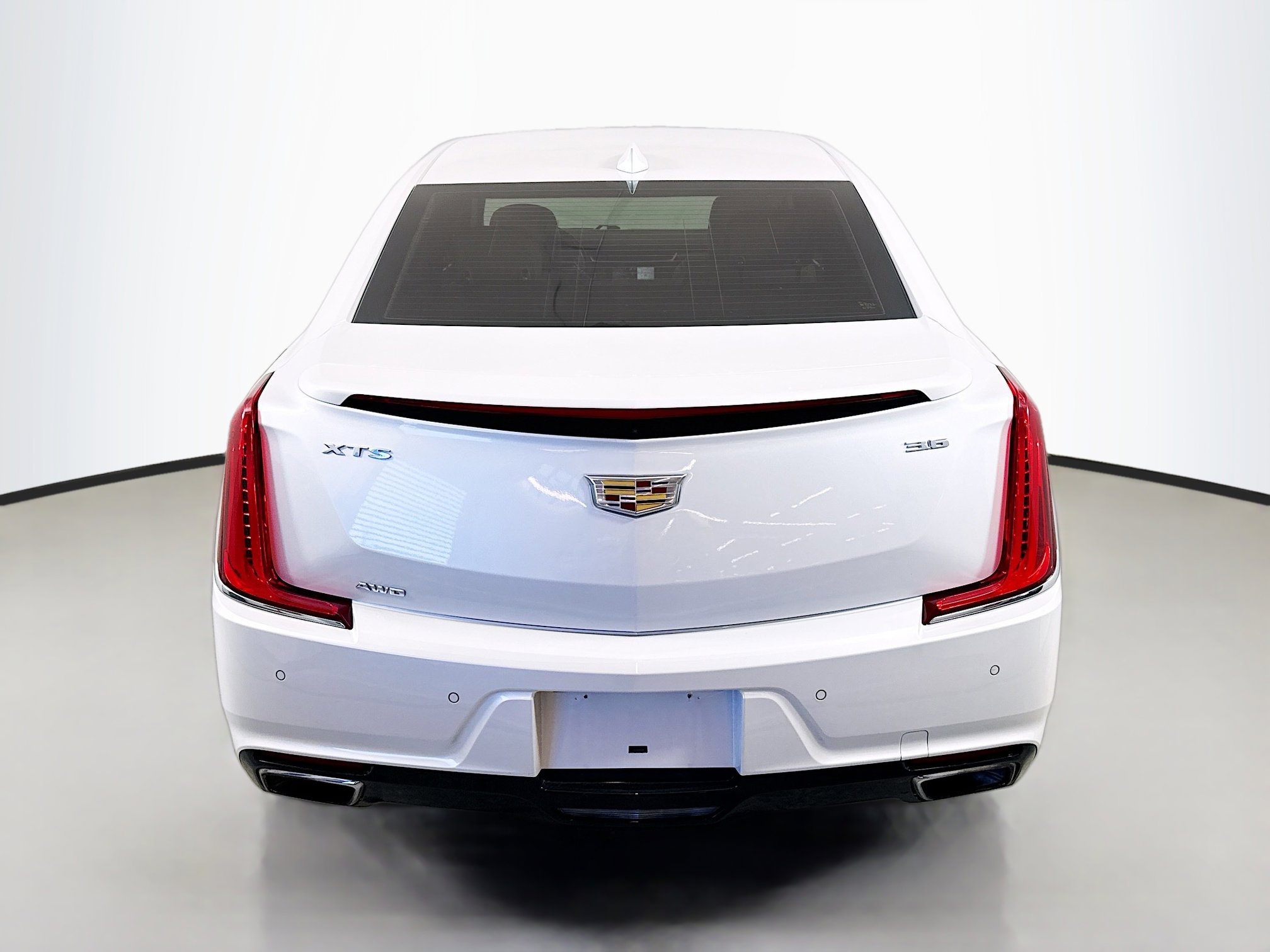 Used 2019 Cadillac XTS Luxury image 6