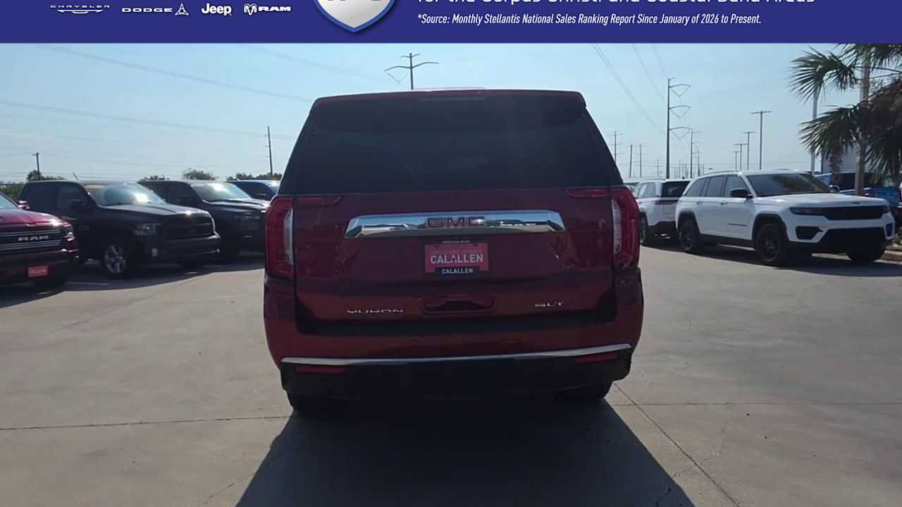 Used 2023 GMC Yukon XL SLT w/ SLT Premium Package RWD image 7