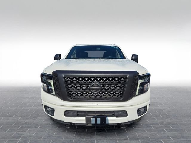 Used 2018 Nissan Titan SL w/ Midnight Edition AWD/4WD image 2