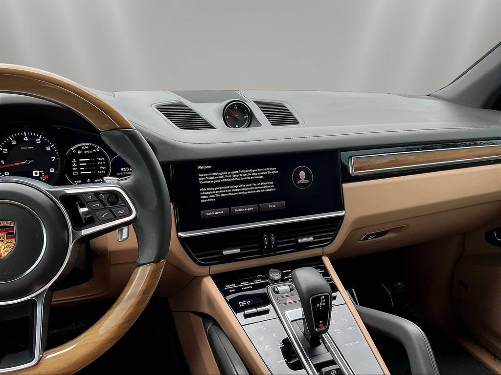 Used 2022 Porsche Cayenne AWD/4WD image 9