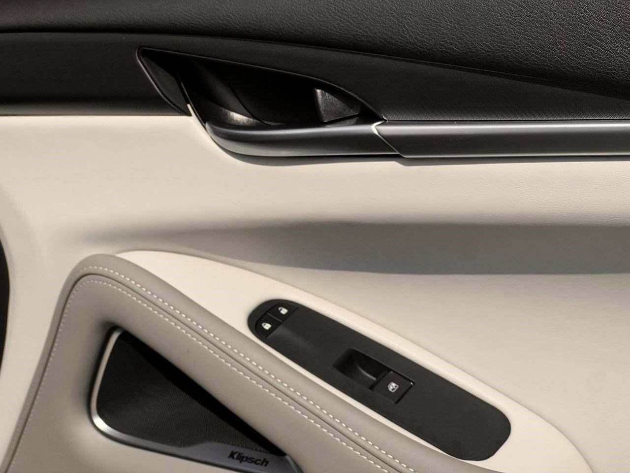 New 2027 INFINITI QX60 Luxe FWD image 24