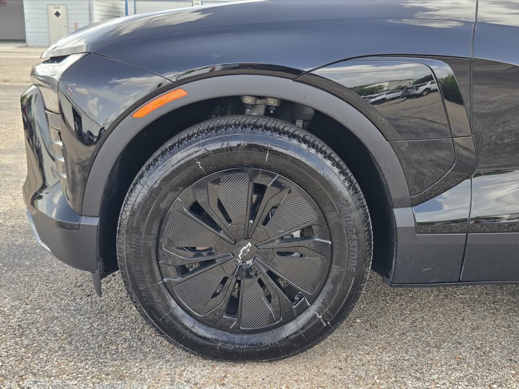 New 2025 Chevrolet Blazer EV LT w/ Midnight/Sport Edition FWD image 9