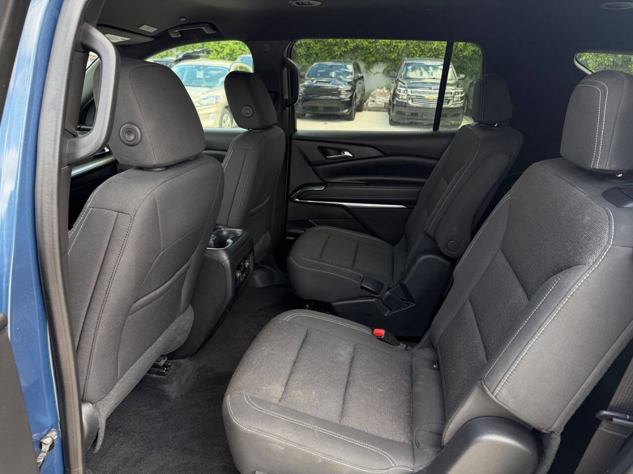 Used 2025 Chevrolet Traverse LT w/ Enhanced Driving Package FWD image 24