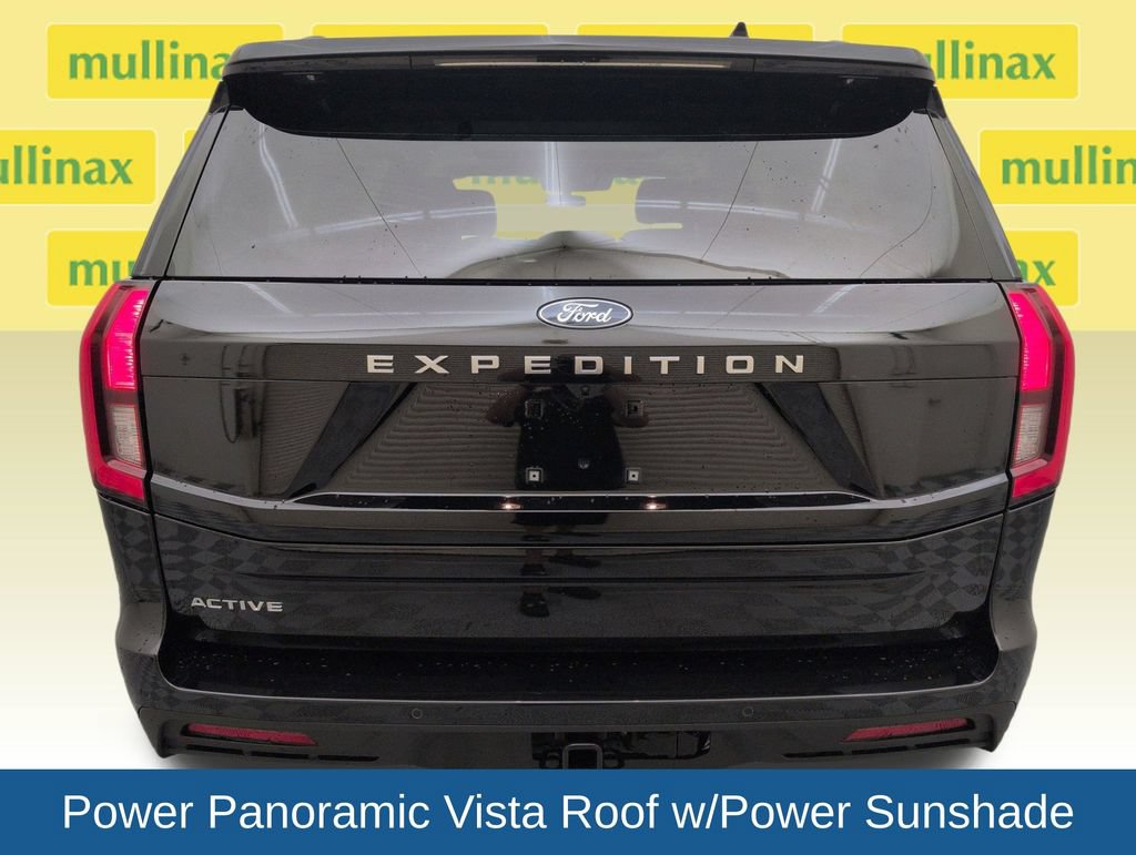 Certified 2025 Ford Expedition Active RWD image 32