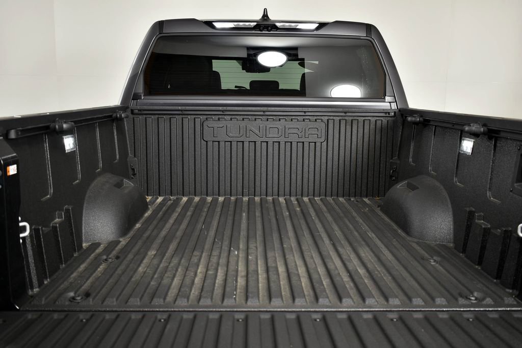 Used 2026 Toyota Tundra Platinum image 9