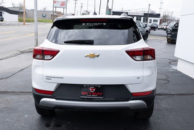 Used 2025 Chevrolet TrailBlazer LT AWD/4WD image 4