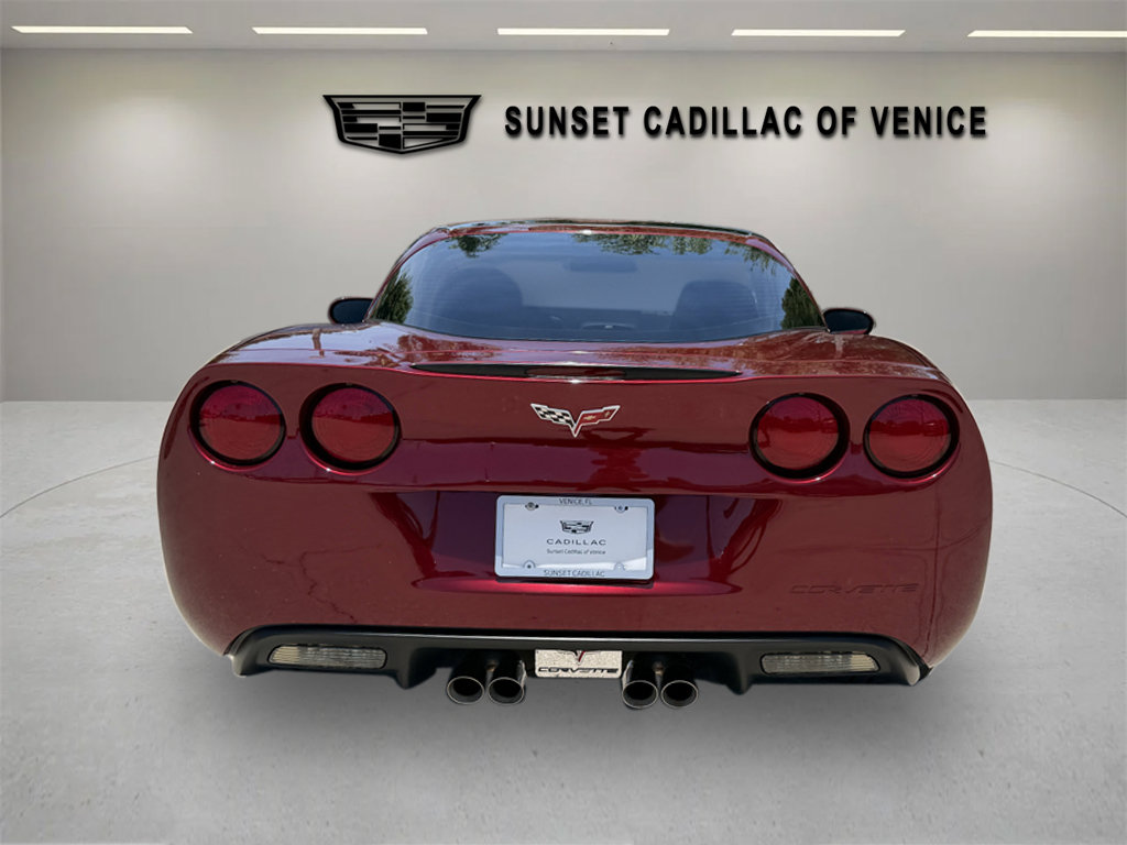 Used 2007 Chevrolet Corvette Coupe w/ Preferred Equipment Group RWD image 4