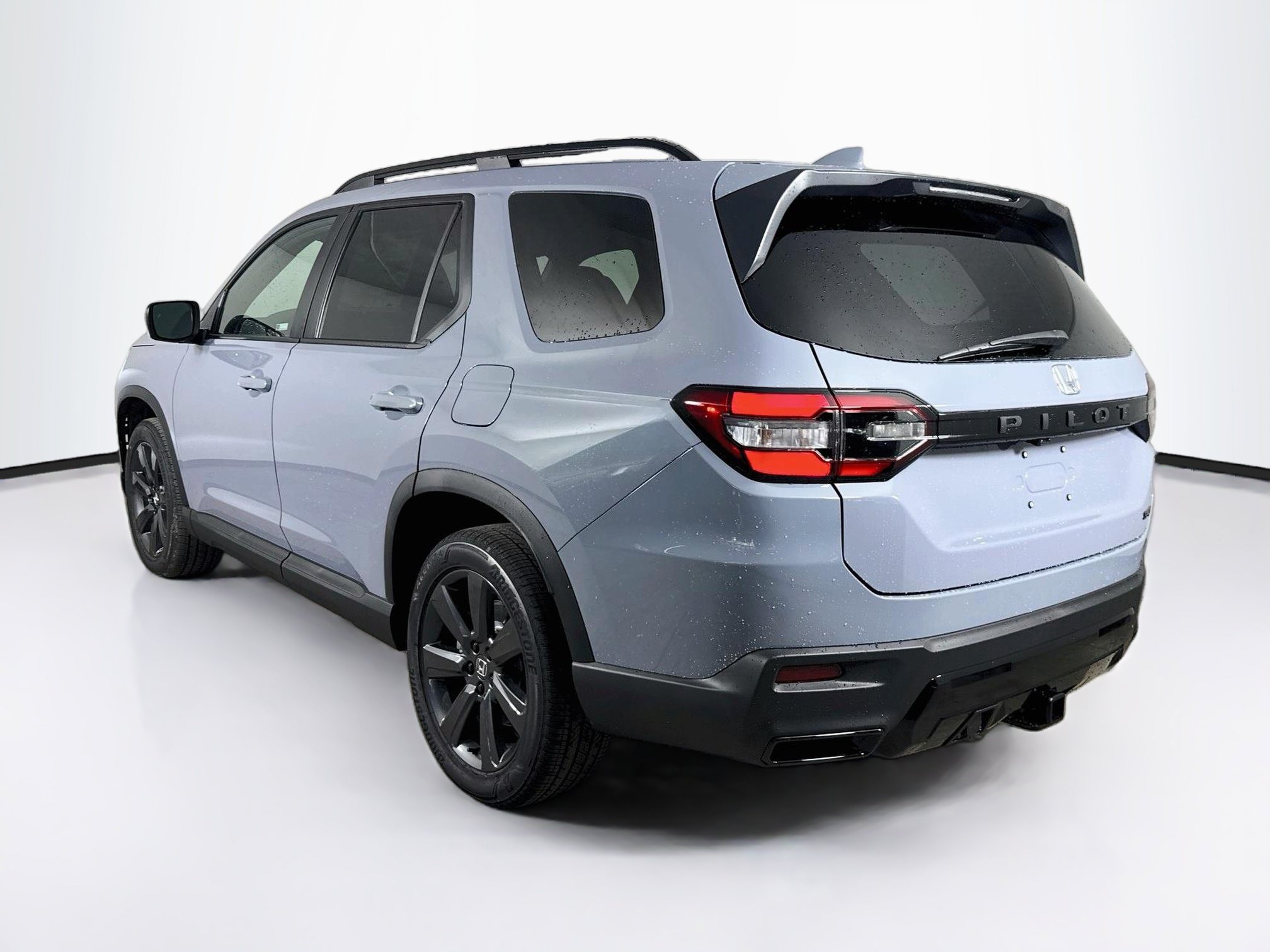 New 2026 Honda Pilot Sport image 30