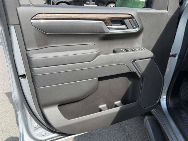 Used 2026 GMC Sierra 1500 SLE AWD/4WD image 18