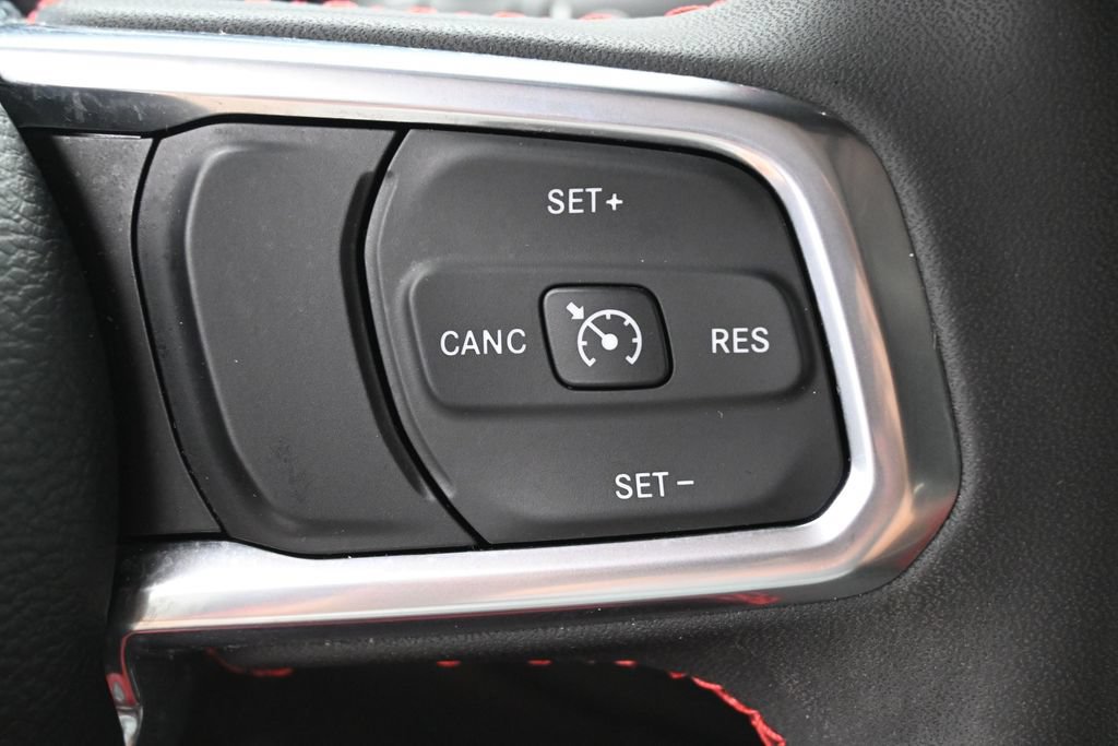 Used 2023 Jeep Wrangler Unlimited Rubicon 4xe AWD/4WD image 17