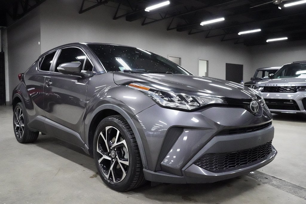 Used 2021 Toyota C-HR XLE FWD image 7