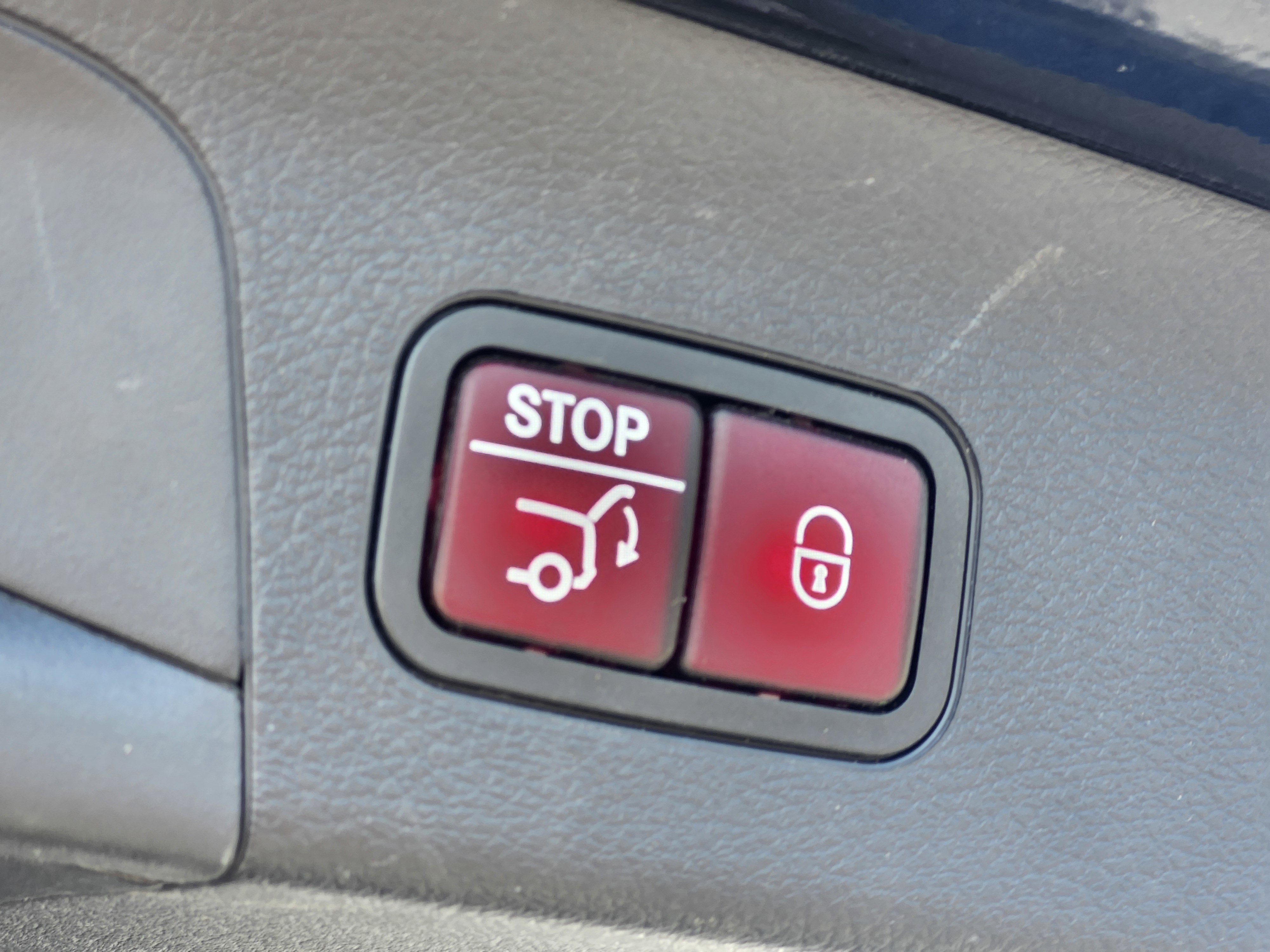 Used 2020 Mercedes-Benz GLS 580 4MATIC image 22