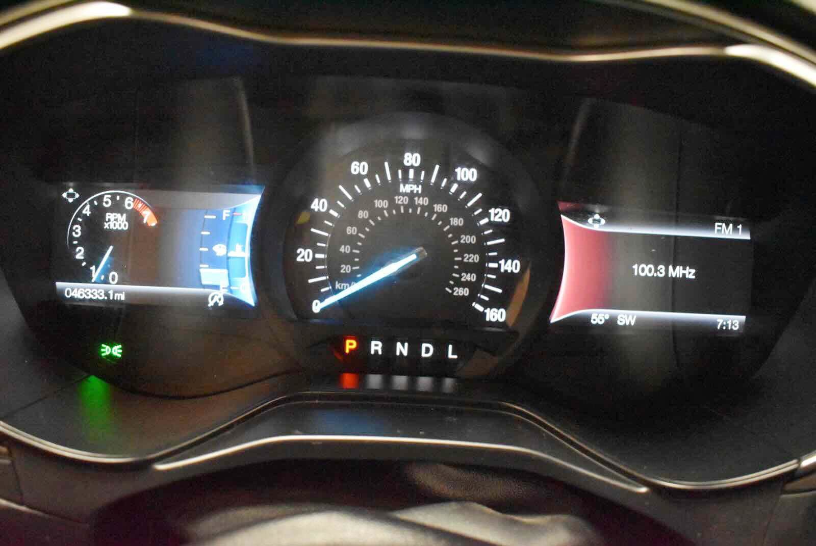 Used 2020 Ford Fusion SE w/ Equipment Group 151A FWD image 19