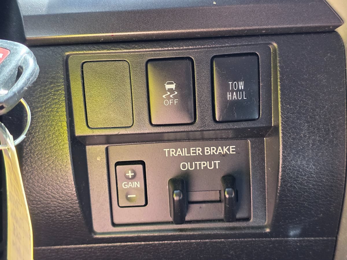 Used 2019 Toyota Tundra SR5 w/ TRD Sport Package AWD/4WD image 46