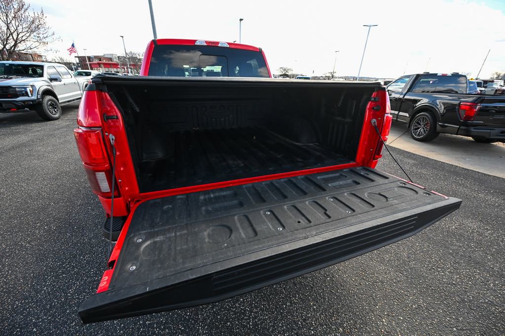 Used 2019 Ford F150 Lariat image 17