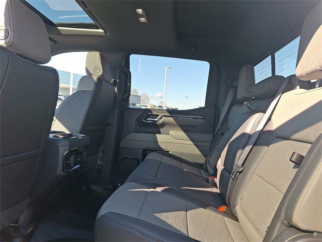 Certified 2025 Chevrolet Silverado 1500 ZR2 w/ Technology Package image 7